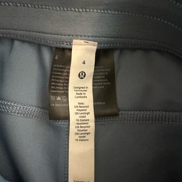 lululemon utility blue softsreme high rise 4” short - Picture 3 of 5